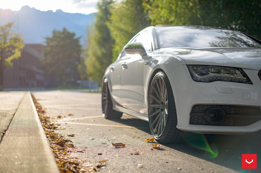 Детали экстерьера Audi S7 Sportback on Vossen Wheels (VFS2) 2016 года  (фото 19 из 26)